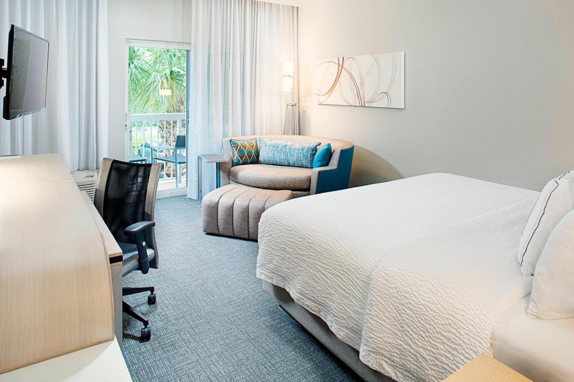 Courtyard By Marriott West Palm Beach Airport Экстерьер фото